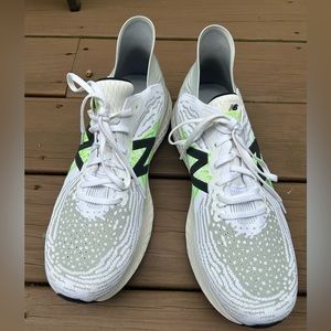 New Balance Fresh Foam 1080 Men Sneakers, Size 14